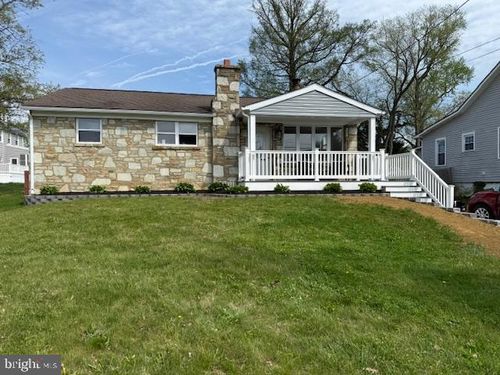 25 N Coles Ave, MAPLE SHADE, NJ, 08052-2407 | Card Image