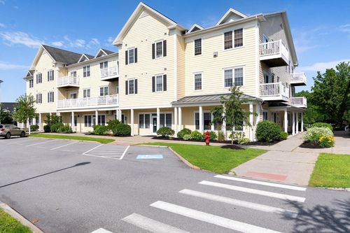 207-42 Severance Grn, Colchester, VT, 05446-5777 | Card Image