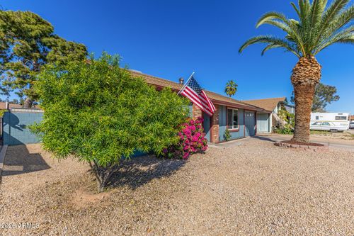 5940 W Mauna Loa Ln, Glendale, AZ, 85306-3838 | Card Image