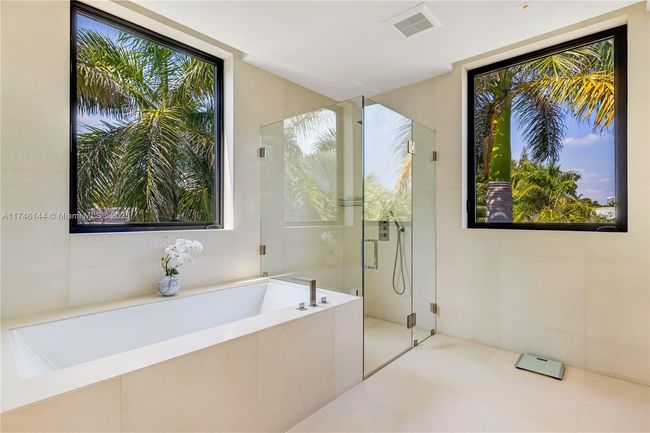250 Ocean Blvd, House other with 8 bedrooms, 10 bathrooms and null parking in Golden Beach FL | Image 55