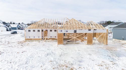 909 Red Hawk Dr, Milton, WI, 53563-1832 | Card Image