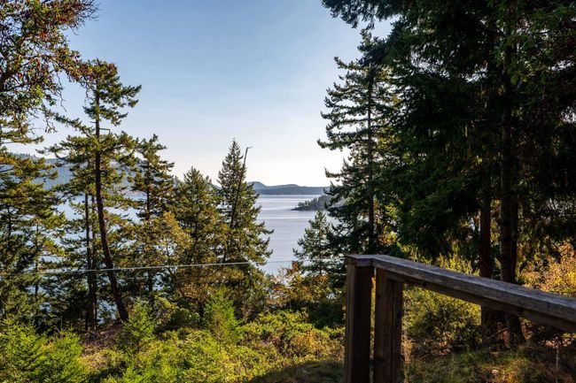 1456 Nose Point Road, House other with 5 bedrooms, 3 bathrooms and 3 parking in Salt Spring Island BC | Image 13