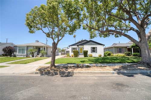 2141 N Evergreen St, Burbank, CA, 91505-1416 | Card Image