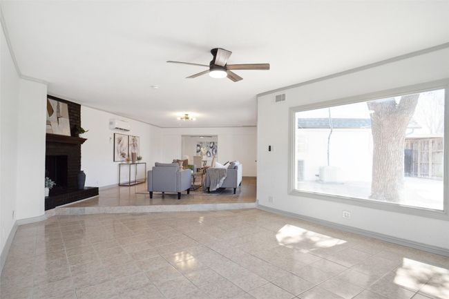 636 W Cedar St, House other with 5 bedrooms, 2 bathrooms and null parking in Hurst TX | Image 19