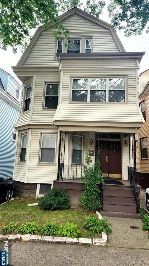 28 Rhode Island Ave, East Orange, NJ, 07018-2727 | Card Image