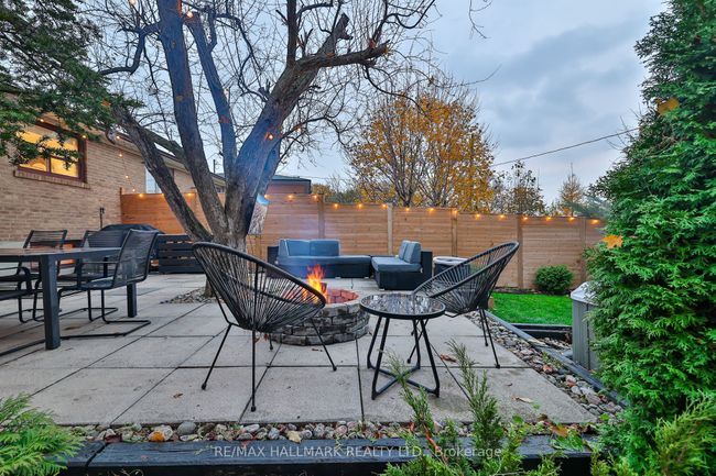 183 Willowridge Rd, House attached with 4 bedrooms, 2 bathrooms and 2 parking in Etobicoke ON | Image 37