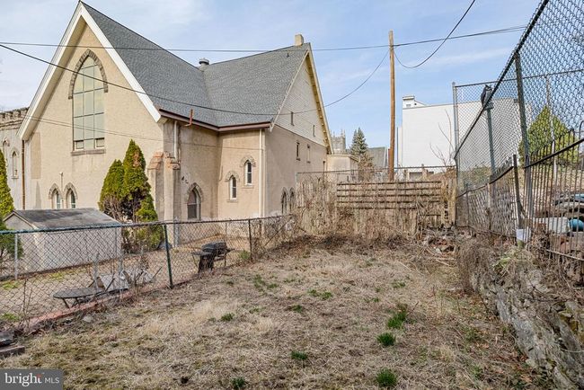 213 Dawson St, Townhouse with 4 bedrooms, 2 bathrooms and null parking in PHILADELPHIA PA | Image 25