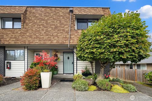 104-21105 80th Avenue W, Edmonds, WA, 98026 | Card Image