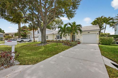 18221 Se Fairview Cir, Tequesta, FL, 33469-1807 | Card Image