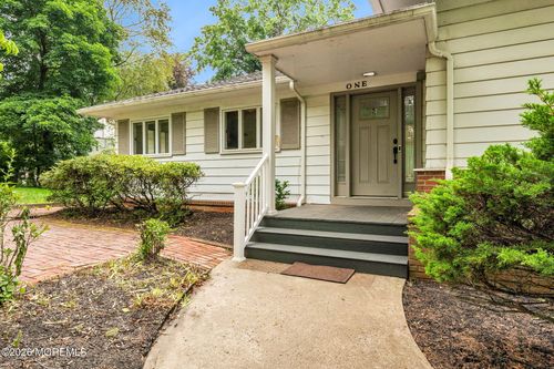 1 Wakefield Ln, Piscataway, NJ, 08854-5816 | Card Image