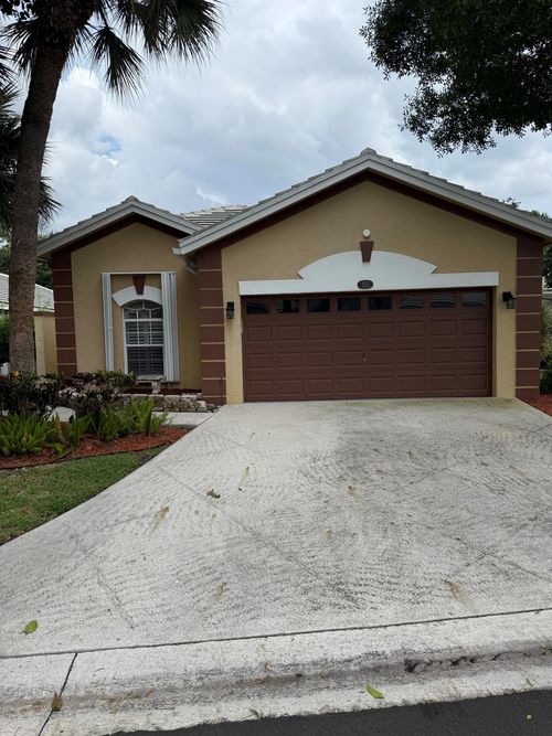 165 Harbor Lake Cir, Greenacres, FL, 33413-2126 | Card Image
