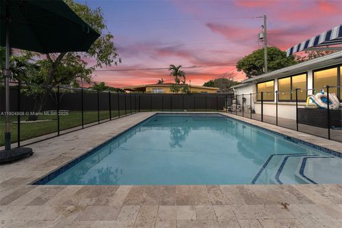 10350 Sw 30th St, Miami, FL, 33165-2811 | Card Image