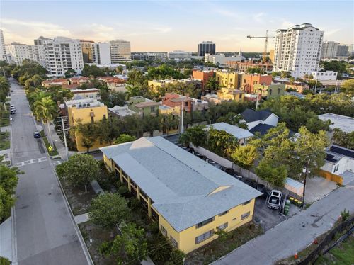 10-615 S Palm Ave, SARASOTA, FL, 34236-6758 | Card Image