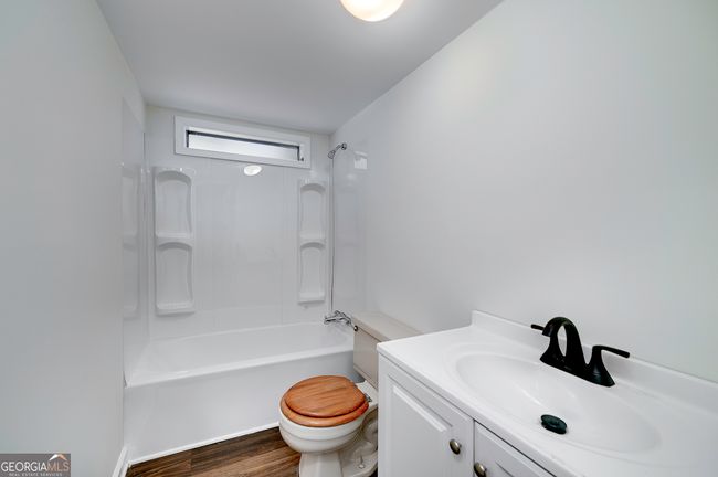 252 Lakeview Dr, House other with 3 bedrooms, 2 bathrooms and 2 parking in Locust Grove GA | Image 29