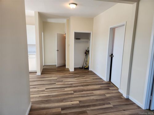 49 Roger Ave, Inwood, NY, 11096-1717 | Card Image