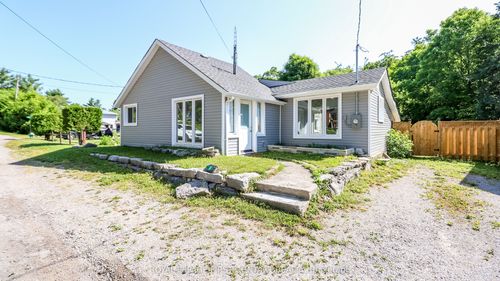 16 Lime St, Coboconk, ON, K0M1K0 | Card Image