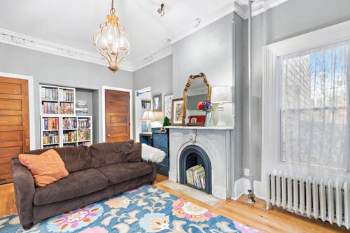 70 Reservoir Ave, Jersey City, NJ, 07307-2442 | Card Image