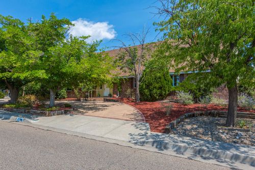 1020 Loyola Place Ne, Albuquerque, NM, 87112 | Card Image