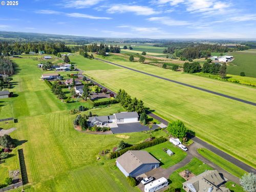 31800 S Goodtime Rd, Molalla, OR, 97038-7560 | Card Image