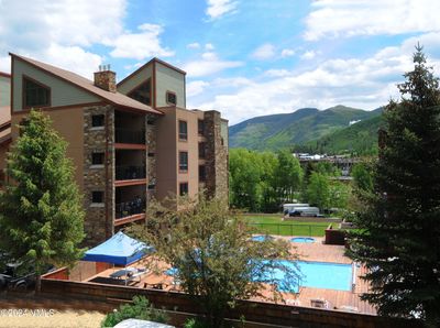 332 - 993 Lions Ridge Loop, Condo with 2 bedrooms, 2 bathrooms and null parking in Vail CO | Image 1