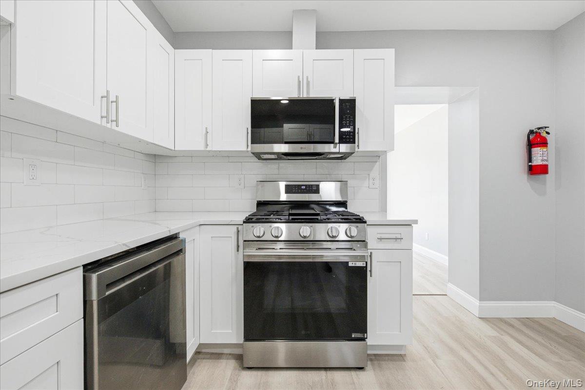Residential Lease in New York 4