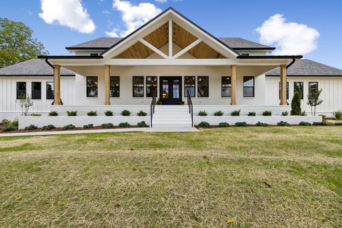 2472 Taylor Rd, Columbia, TN, 38401-1407 | Card Image