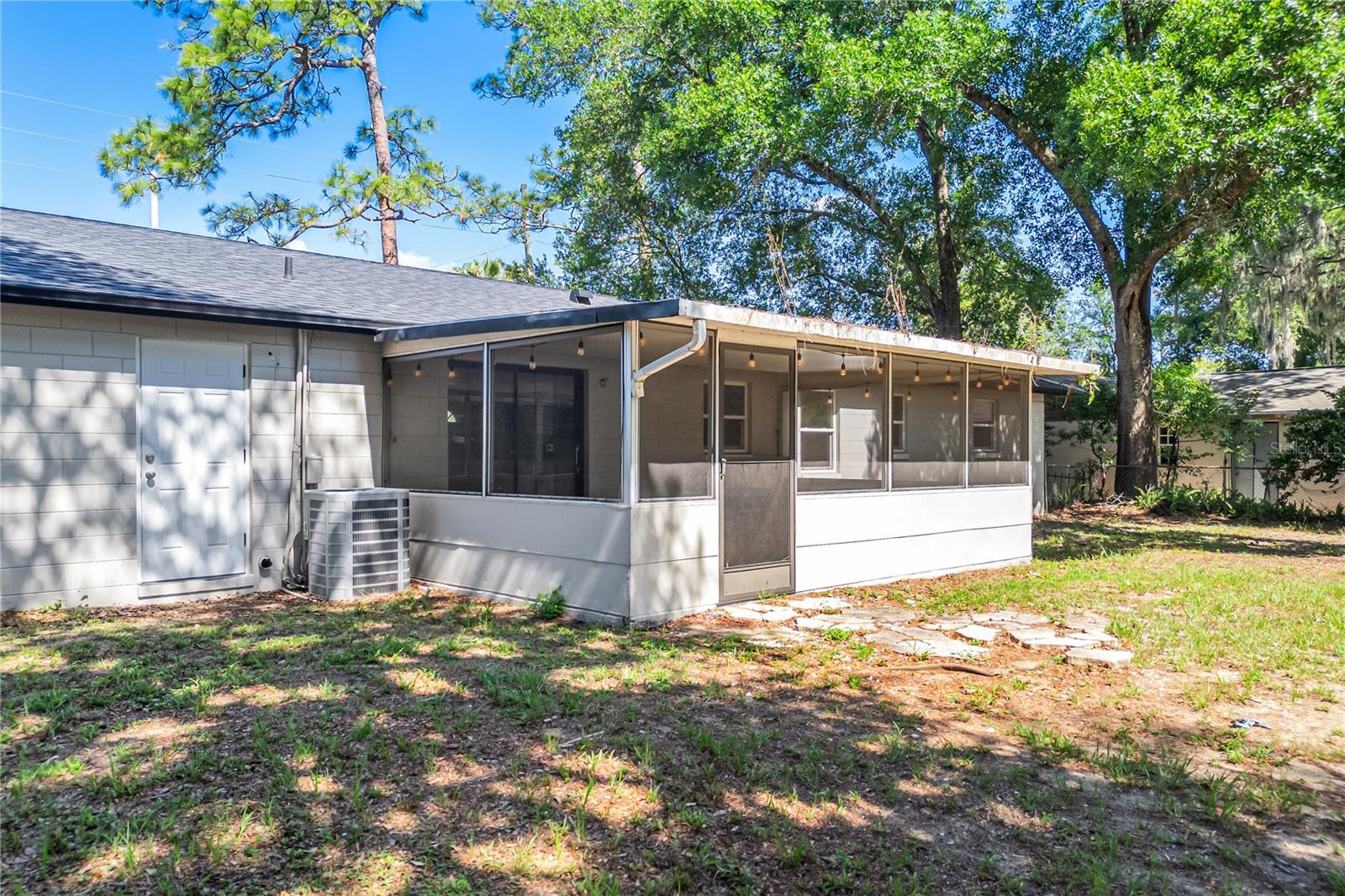 Residential Lease in LONGWOOD 4