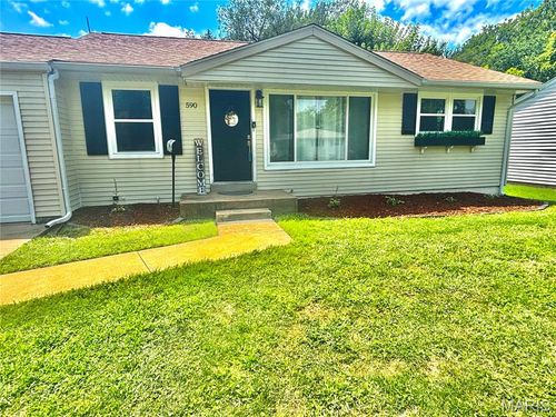 590 S Castello St, Florissant, MO, 63031-6708 | Card Image