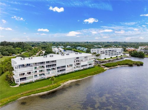 5914-5914 River Run Dr, Sebastian, FL, 32958-4709 | Card Image