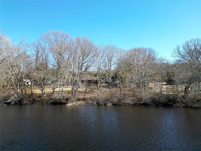 View of water feature | Image 27