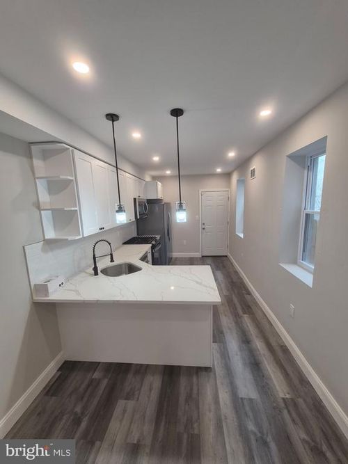 2442 Nicholas St, PHILADELPHIA, PA, 19121-2908 | Card Image