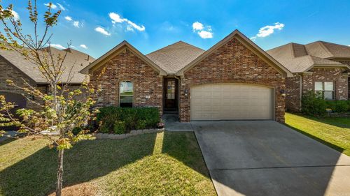 227 Nantucket Loop, Maumelle, AR, 72113 | Card Image