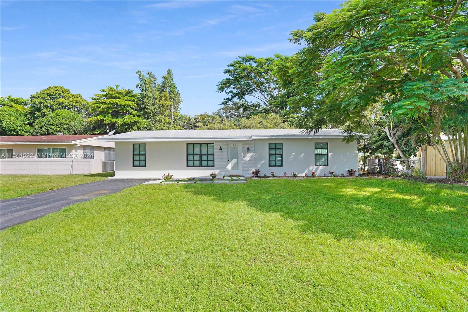 32nd Ct, Fort Lauderdale, FL 33315