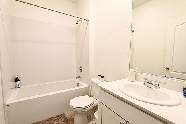 1st floor bathroom | Image 10