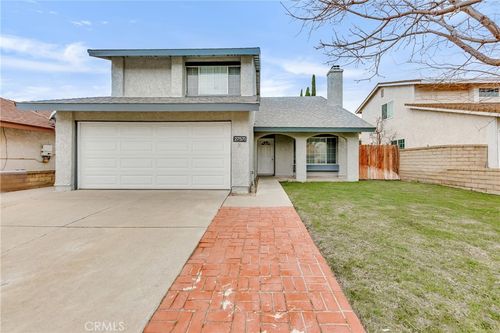 27571 Caraway Ln, Saugus, CA, 91350-1720 | Card Image