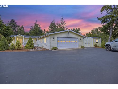 621 Glenbrook Cir, Florence, OR, 97439-9291 | Card Image