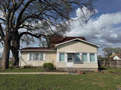 3612 South St, Grantville, KS, 66429 | Card Image