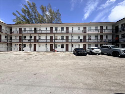 4-7001 Nw 15th Ave, Miami, FL, 33147-7062 | Card Image