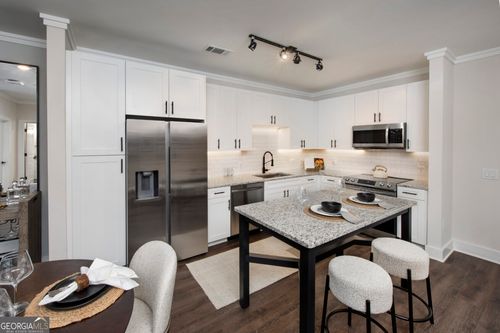 apt-3112-1520 Laurel Crossing Pkwy, Buford, GA, 30519-6641 | Card Image
