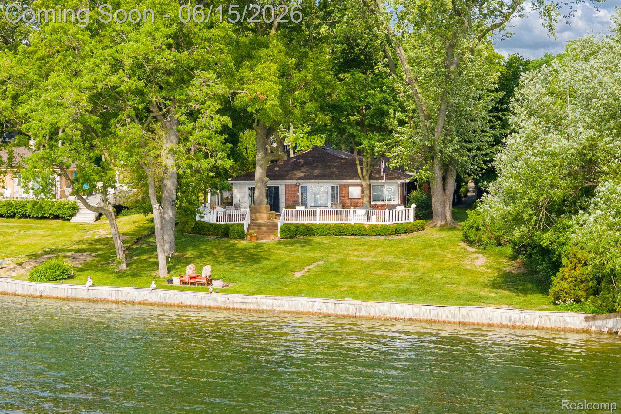 Residential in Highland Charter Township 3