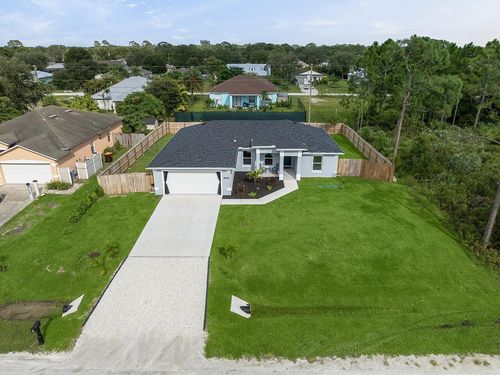 8156 103rd Ave, Vero Beach, FL, 32967-6603 | Card Image