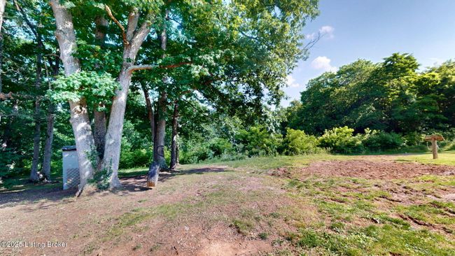 181 Pendleton Ave, House other with 5 bedrooms, 2 bathrooms and null parking in Bedford KY | Image 39