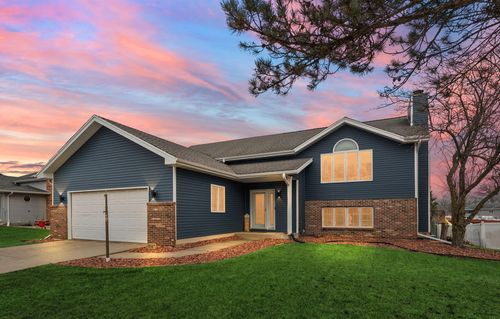 8567 Judith Ln, Saint John, IN, 46373 | Card Image