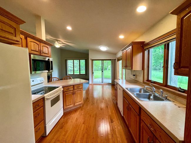 Kitchen.jpeg | Image 6