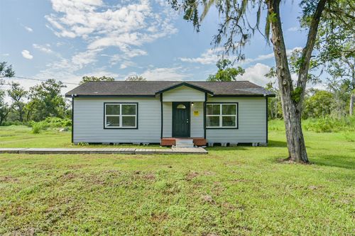 2155 County Road 348, Brazoria, TX, 77422-7287 | Card Image