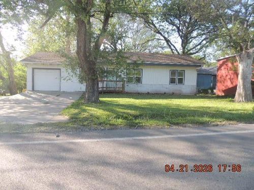4830 Ne Winn Rd, Kansas City, MO, 64119-3600 | Card Image