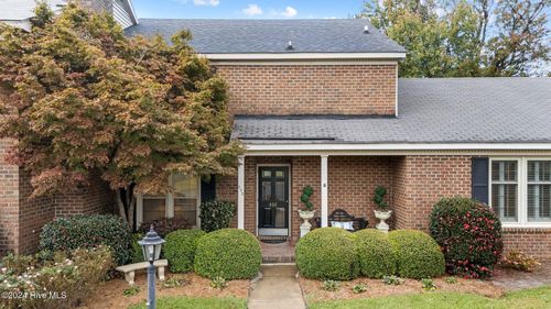 802 Westminster Ln, Kinston, NC, 28501-2768 | Card Image