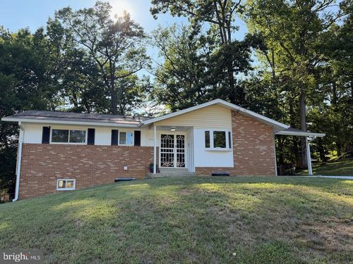 6505 Acorn Ct, TEMPLE HILLS, MD, 20748-3917 | Card Image