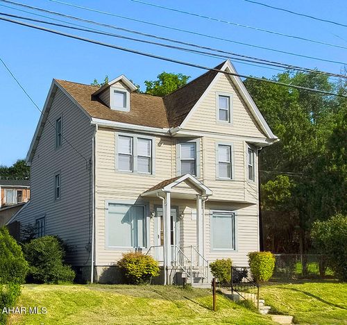 3718 6th Ave, Altoona, PA, 16602-1711 | Card Image