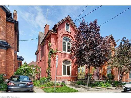 102 Grant Ave, Hamilton, ON, L8N2X7 | Card Image